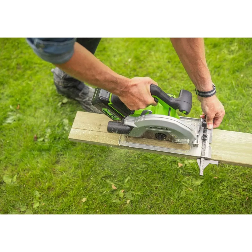 Akkupyörösaha Greenworks GD24CS, 24V, ilman akkua