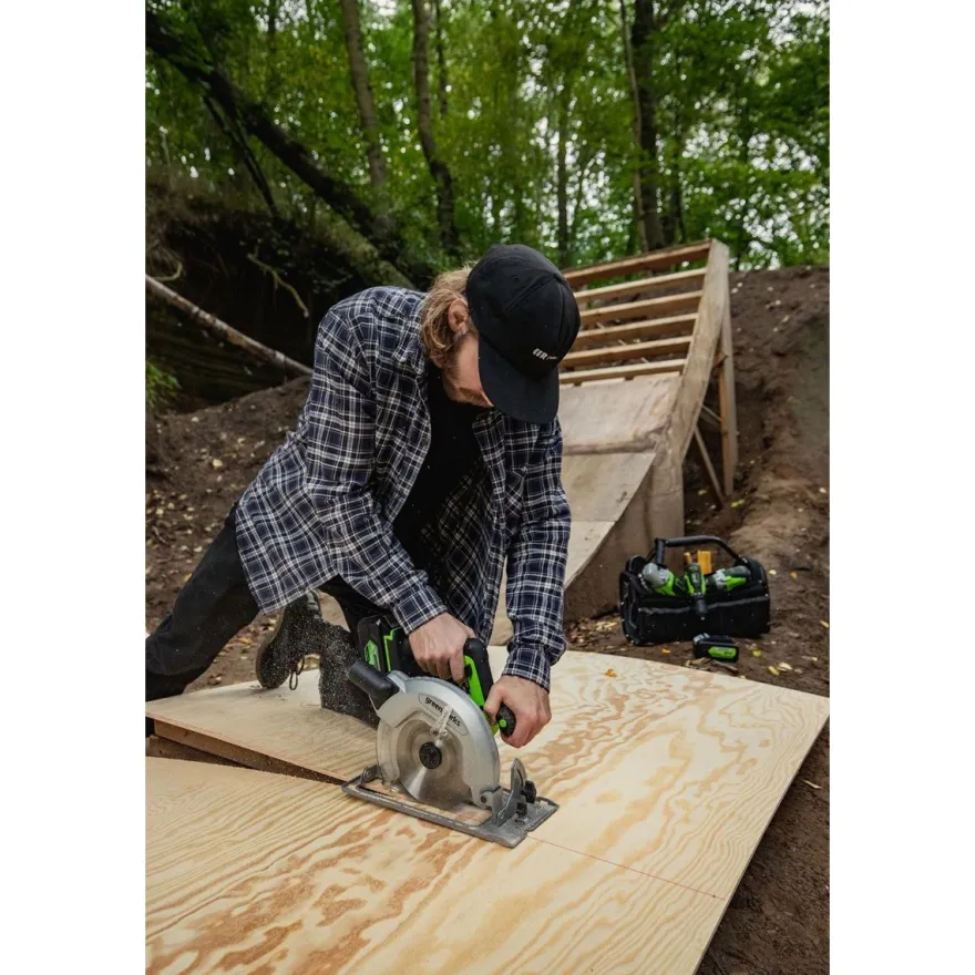 Akkupyörösaha Greenworks GD24CS, 24V, ilman akkua
