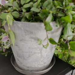 Aluslautanen art stone, Claire muovi, eri värejä ja kokoja