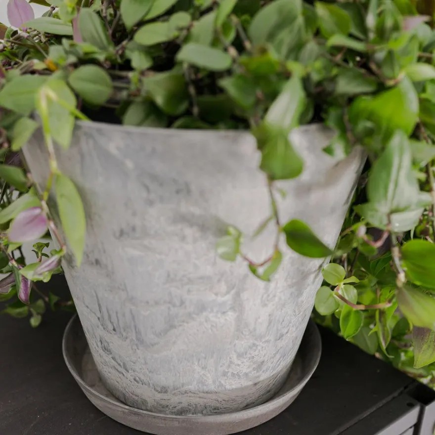 Aluslautanen art stone, Claire muovi, eri värejä ja kokoja