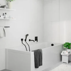 Ammeputki Hansgrohe Vernis Blend, piiloasennus, mattamusta