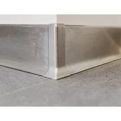 Jalkalistan ulkokulma Progress Profiles Skirting 40, kiiltävä/harjattu rst, 2kpl