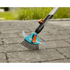 Kiveysten puhdistusharja Gardena CombiSystem 3-in-1