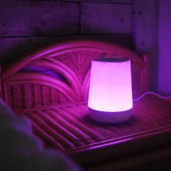 Kohinalaite Polar Night White Noise Machine Smart valkoinen