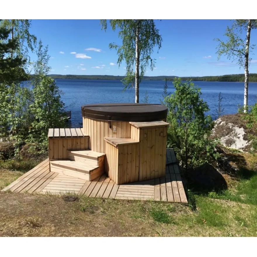 Kylpytynnyri kaasukamiinalla SpaDealers City-Palju Arctic, 4-6 hlöä, 1200l, brown/azul blue