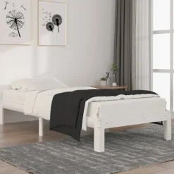 Sängynrunko, täysi mänty/puu, eri värejä ja kokoja (31678)