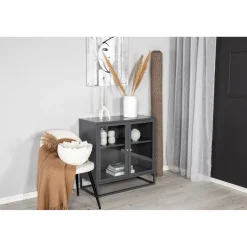 Vitriini Venture Home Bakal, pystyovilla